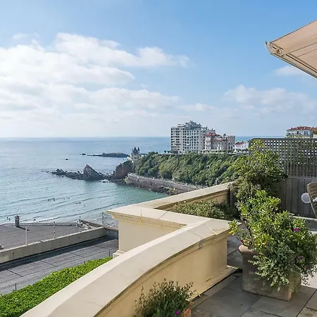 Ametsa, Luxury Flat, Terrace And Wonderful Seaview, In Apartamento *
